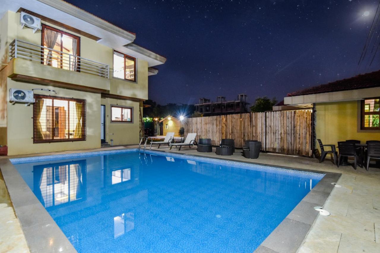 Lifeline Villas - Luxurious Taraangan 4 Mountain View Villa With Biggest Pool And Huge Open Area Lonavala Exterior foto